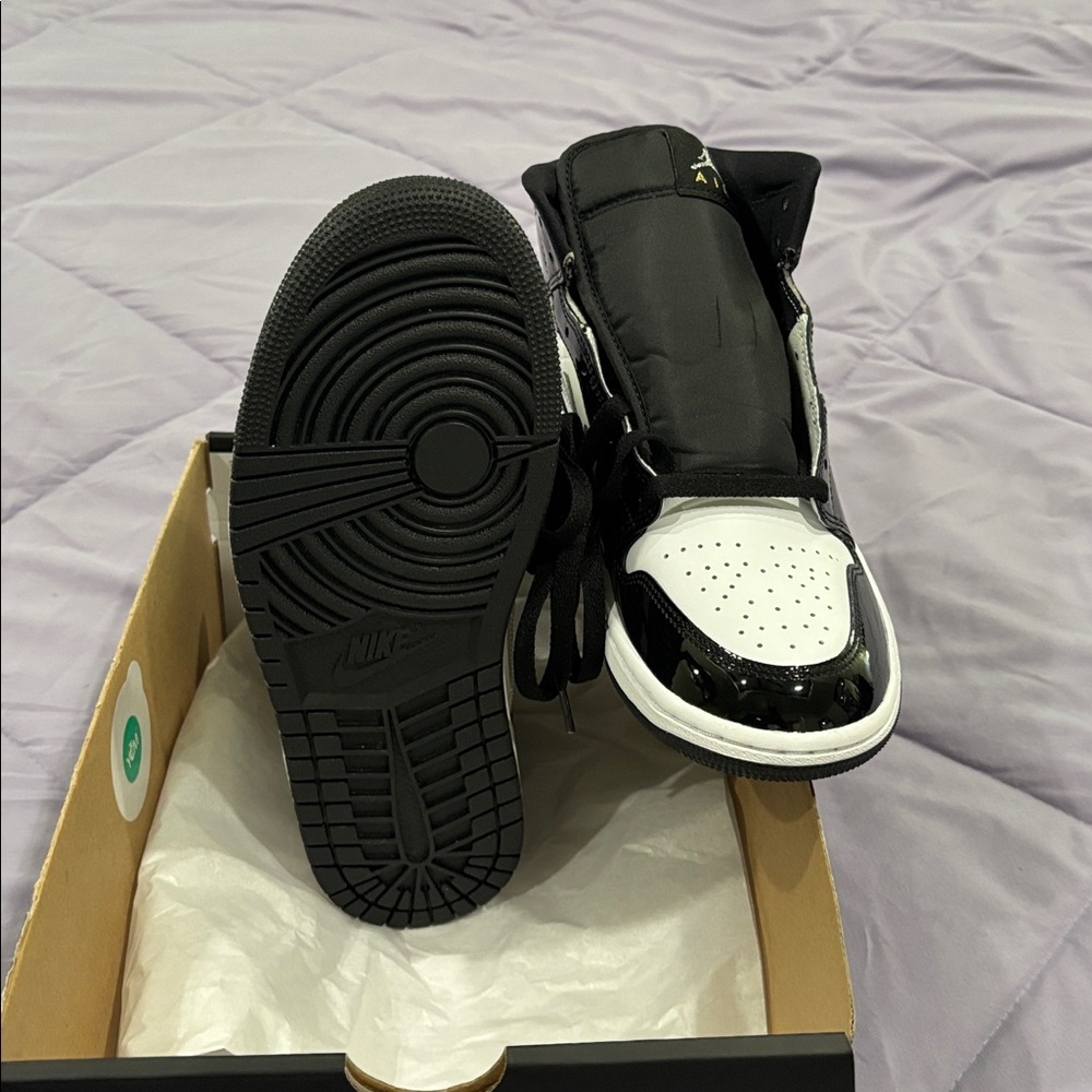 Jordan Air Sneakers in Black and White - Picture 7 of 9